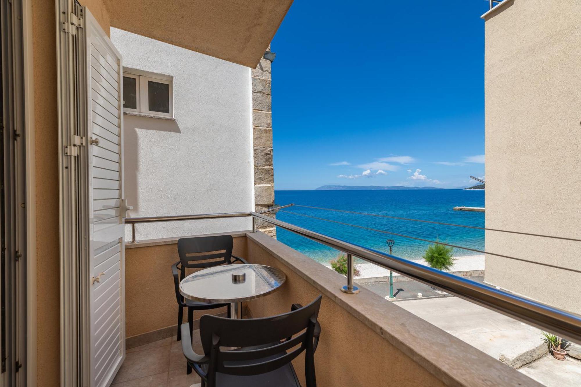 Apartments By The Sea Drasnice, Makarska - 6697 Εξωτερικό φωτογραφία