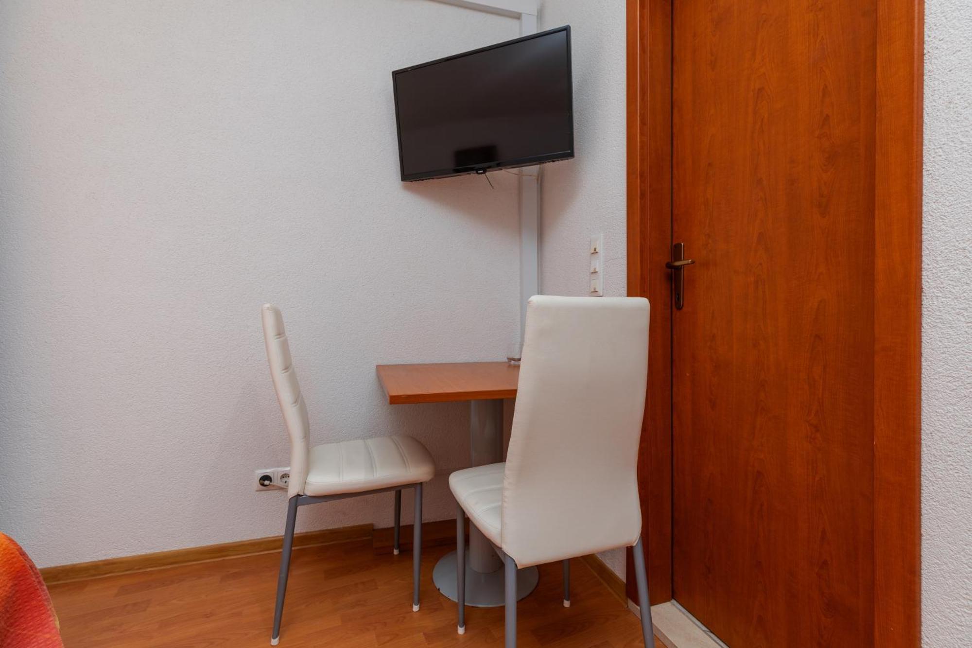 Apartments By The Sea Drasnice, Makarska - 6697 Εξωτερικό φωτογραφία